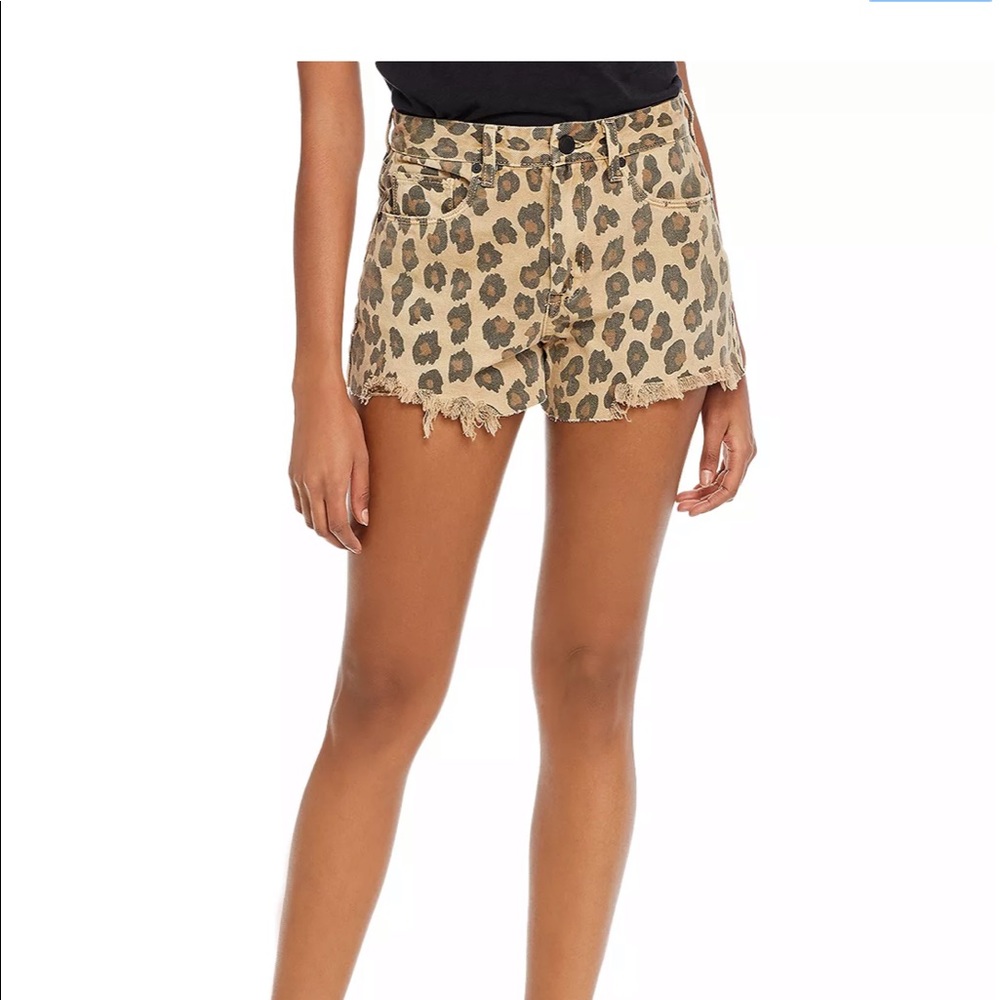 Blank NYC Leopard cut off Shorts, size 24